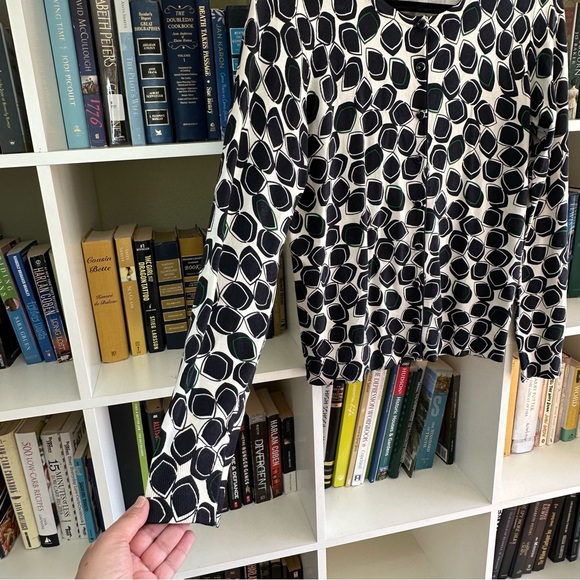 Josephine Chaus Silk Blend Lightweight Button front Cardigan Sweater Size M - Picture 9 of 14